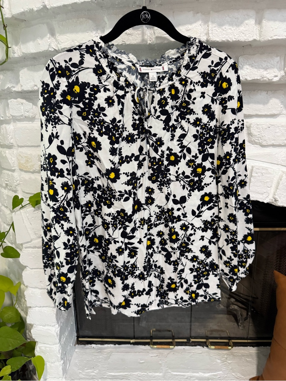 Tommy Hilfiger White Floral Tie-Neck Blouse